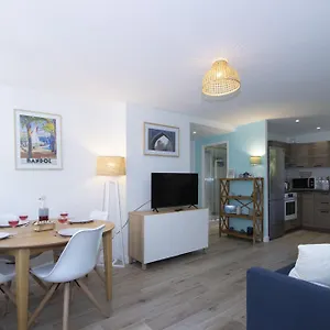 https://lore-de-la-plage-appt-tout-confort-4-6-pers-400-m-de-la-plage.fr-provencehotel.com