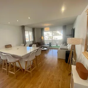 https://3-pices-la-foux-d-allos-vue-montagne-et-station.fr-provencehotel.com